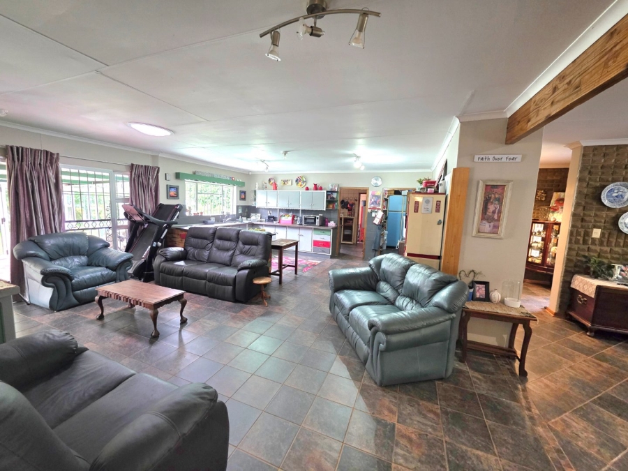 4 Bedroom Property for Sale in La Provance Free State